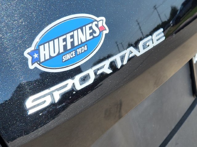 Certified 2026 Kia Sportage LX FWD image 11