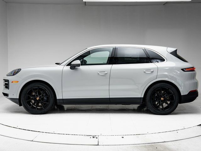 New 2026 Porsche Cayenne image 2