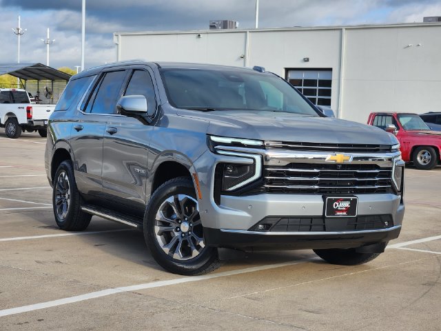 Used 2026 Chevrolet Tahoe LT w/ Comfort Package RWD image 2