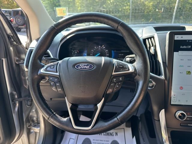 Used 2022 Ford Edge Titanium image 18