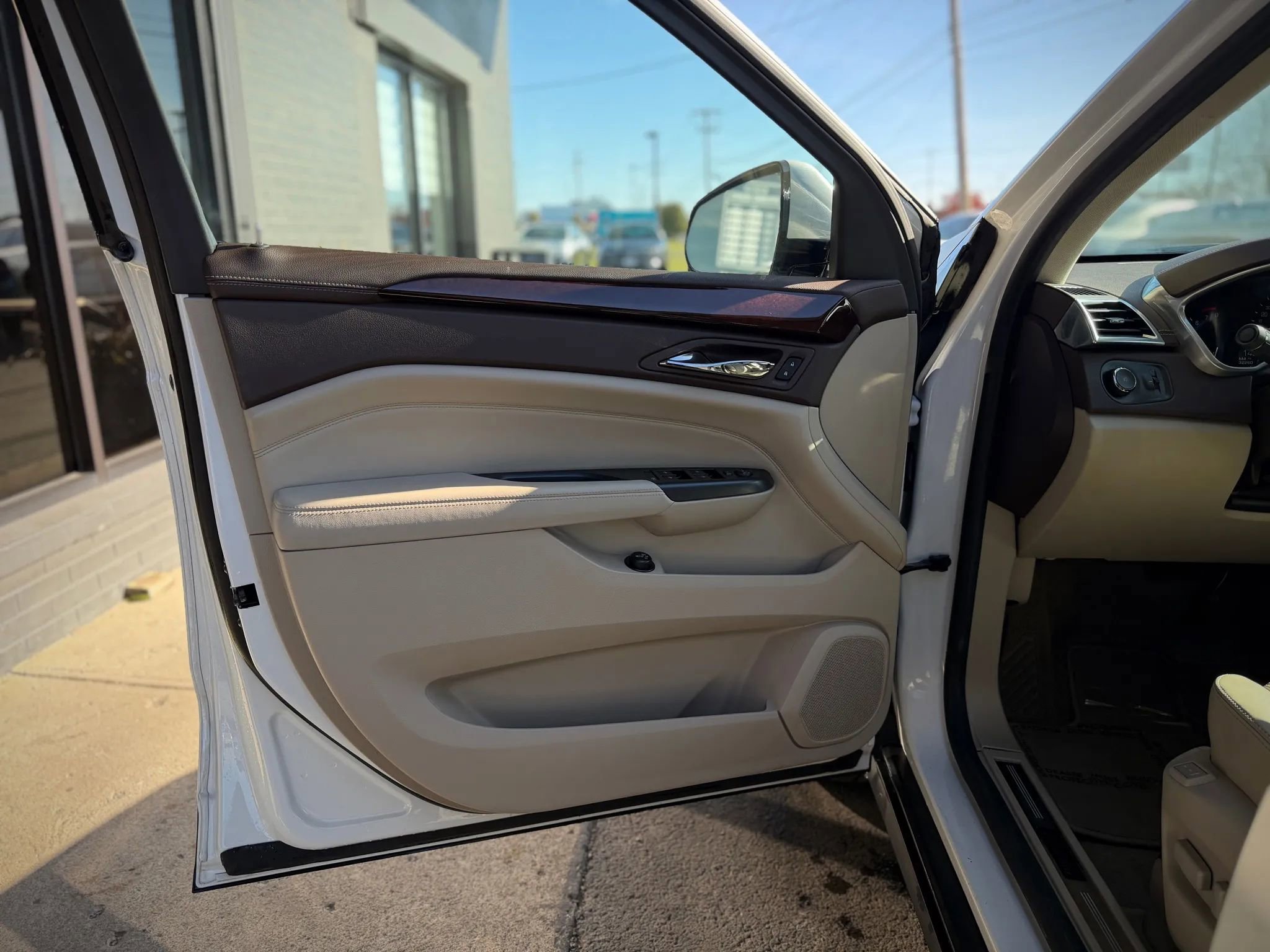 Used 2013 Cadillac SRX Performance FWD image 7