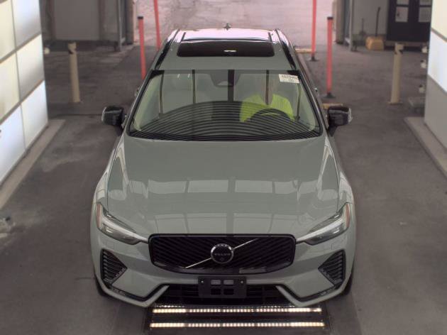Used 2026 Volvo XC60 B5 Ultra AWD/4WD image 9