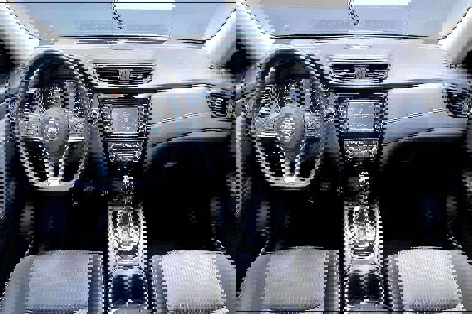 Used 2019 Nissan Rogue SV w/ Sun & Sound Touring Package image 14