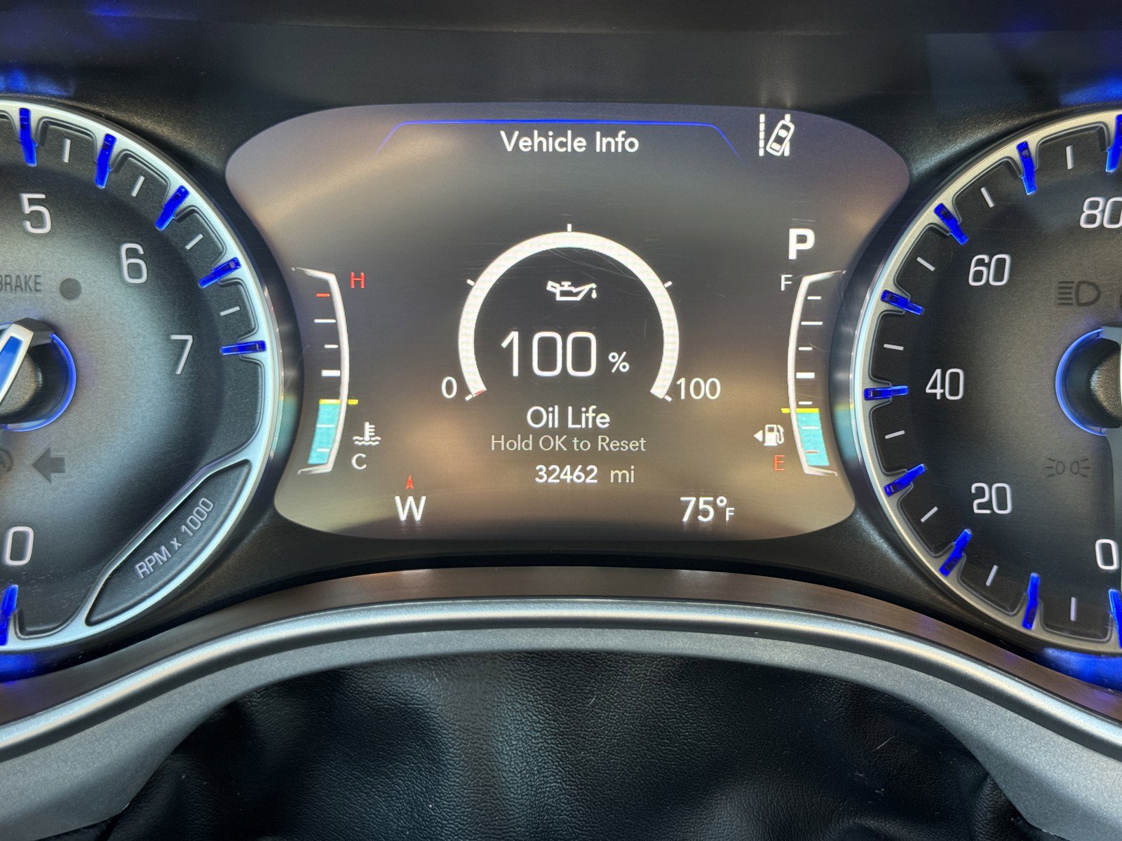 Used 2024 Chrysler Pacifica Touring image 20