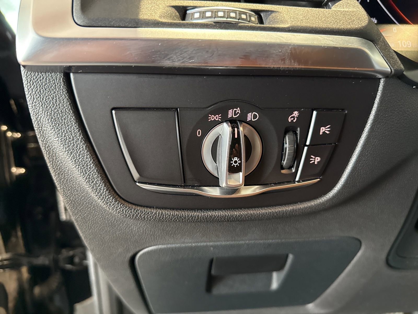 Certified 2024 BMW X3 xDrive30i w/ Convenience Package AWD/4WD image 15