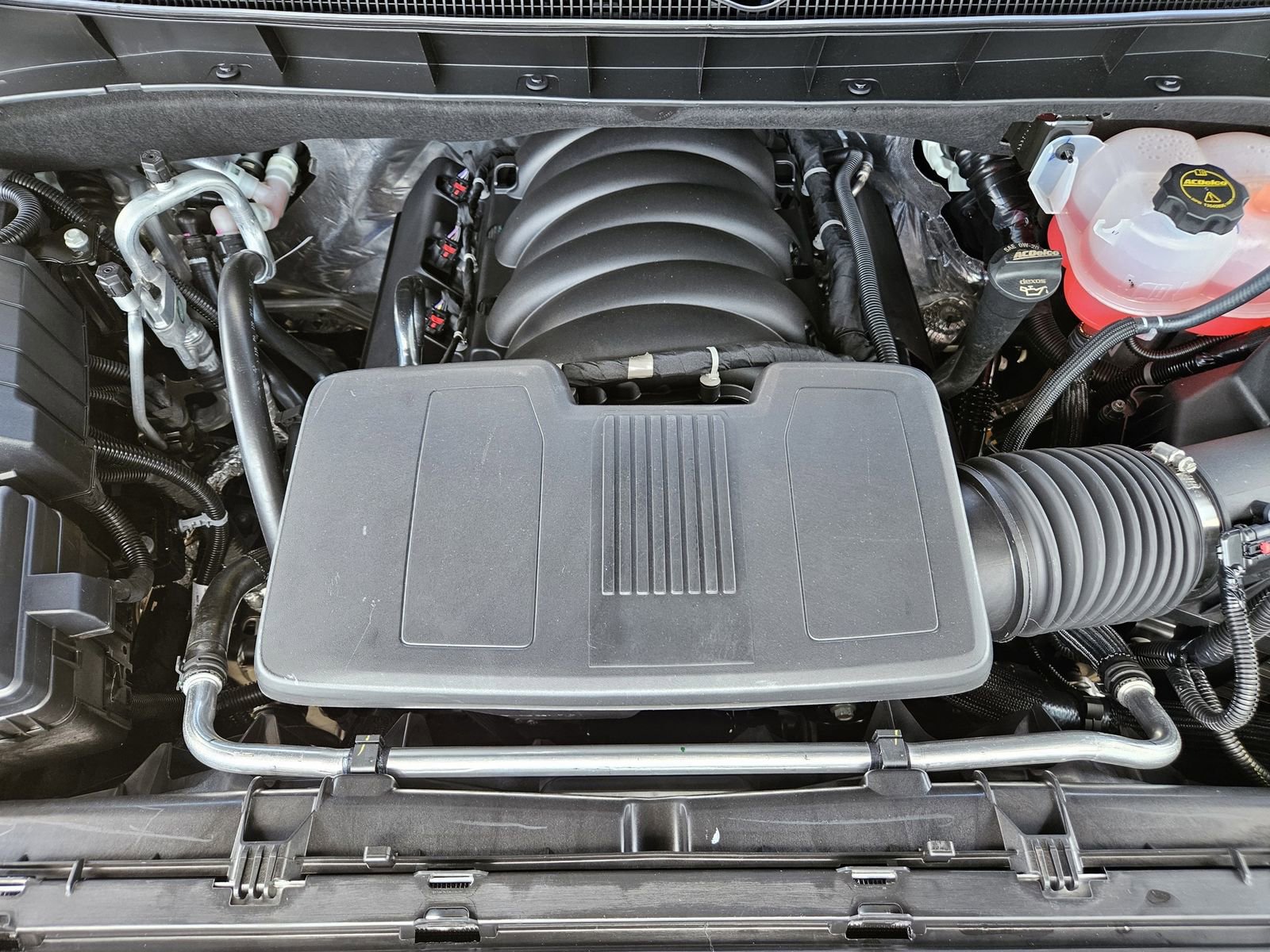 New 2026 Chevrolet Suburban Premier image 32