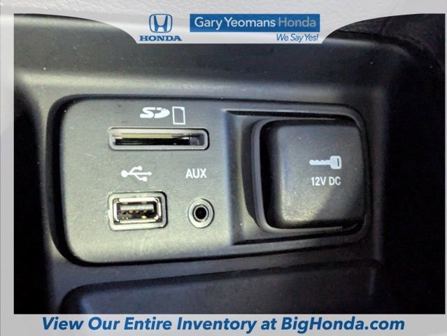 Used 2016 Jeep Cherokee Overland w/ Technology Group image 24