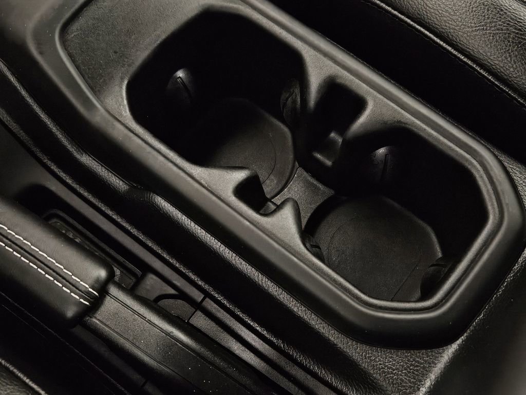Used 2023 Jeep Wrangler Unlimited Sahara image 17