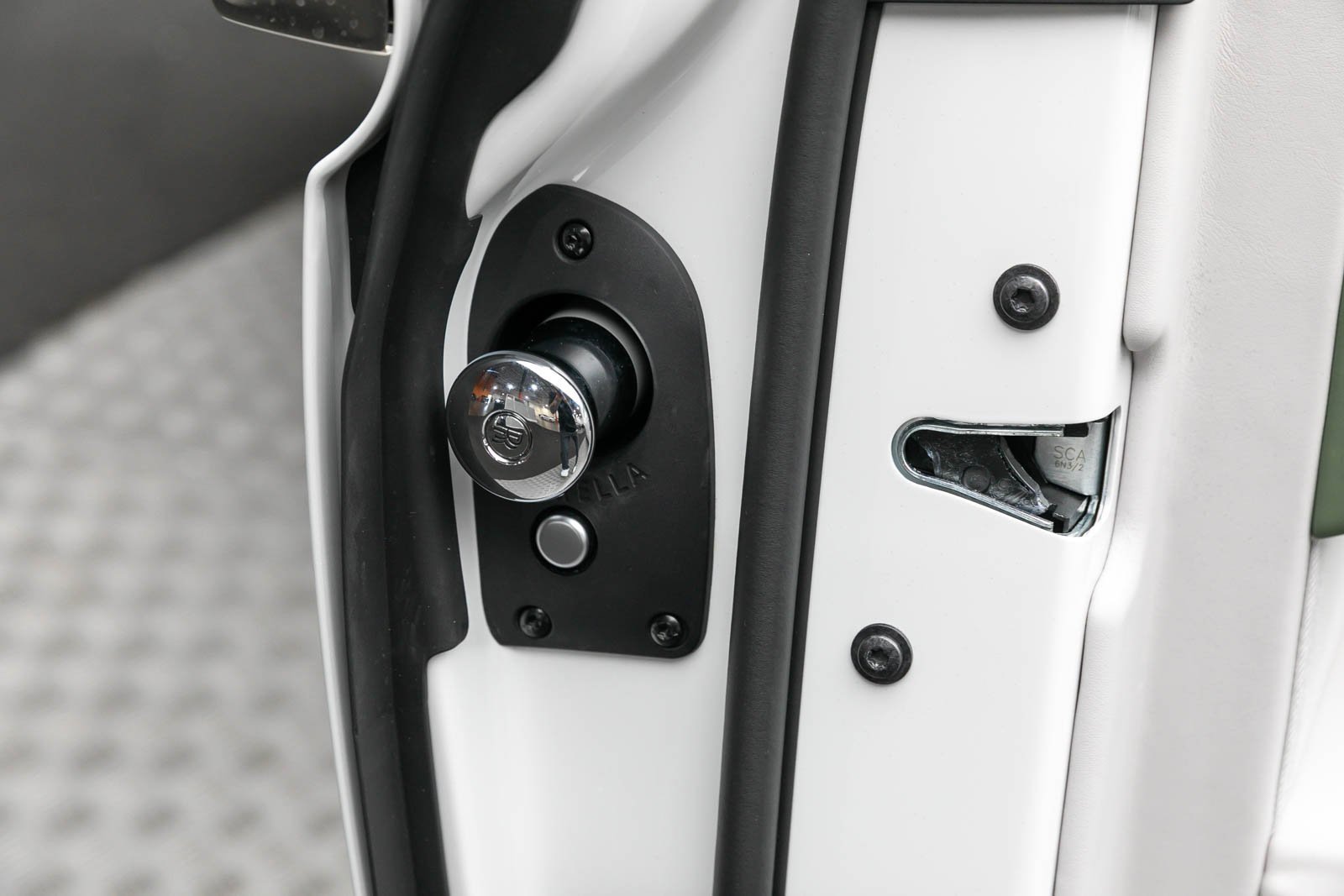 Used 2024 Rolls-Royce Phantom Extended Wheelbase w/ Leather Finishing Pack image 45