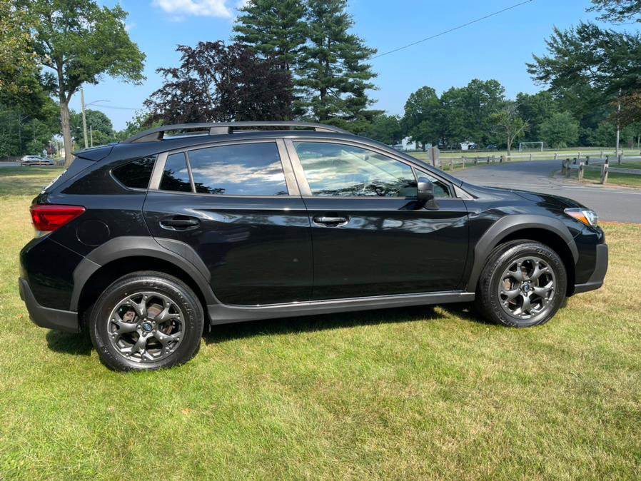 Used 2021 Subaru Crosstrek 2.5i Sport w/ Moonroof Package image 16