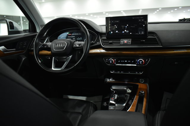 Used 2023 Audi Q5 2.0T Premium Plus w/ Premium Plus Package image 19