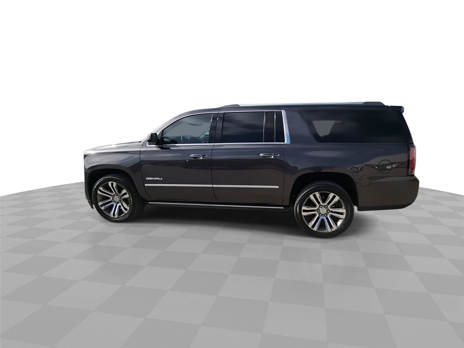 Used 2018 GMC Yukon XL Denali w/ Denali Ultimate Package RWD image 6