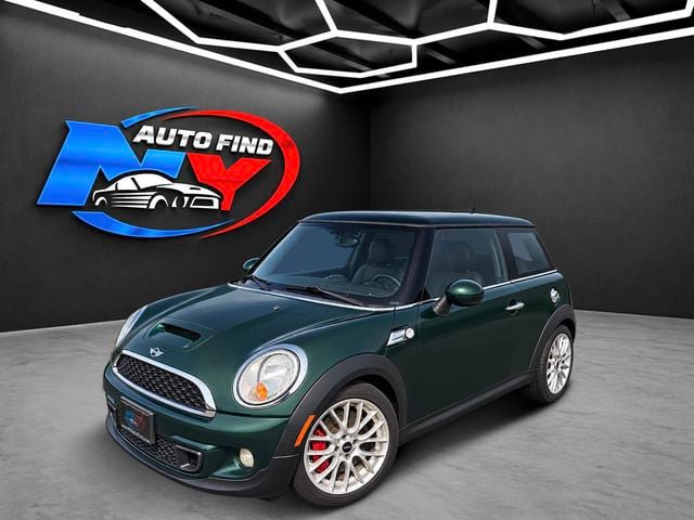 Used 2011 MINI Cooper John Cooper Works FWD image 1