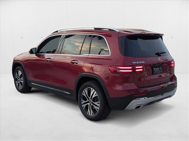 New 2025 Mercedes-Benz GLB 250 4MATIC image 8