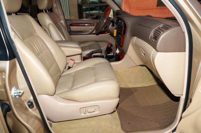 Used 2000 Lexus LX 470 4WD image 24