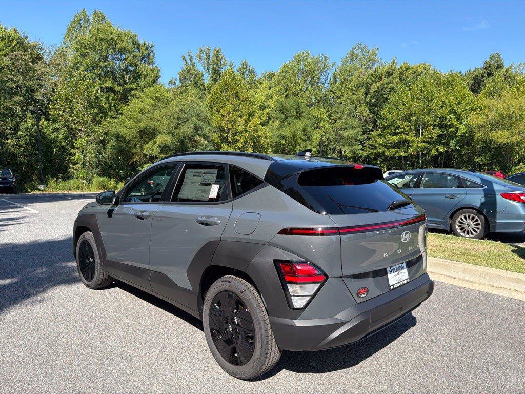 New 2027 Hyundai Kona SEL Sport FWD image 8