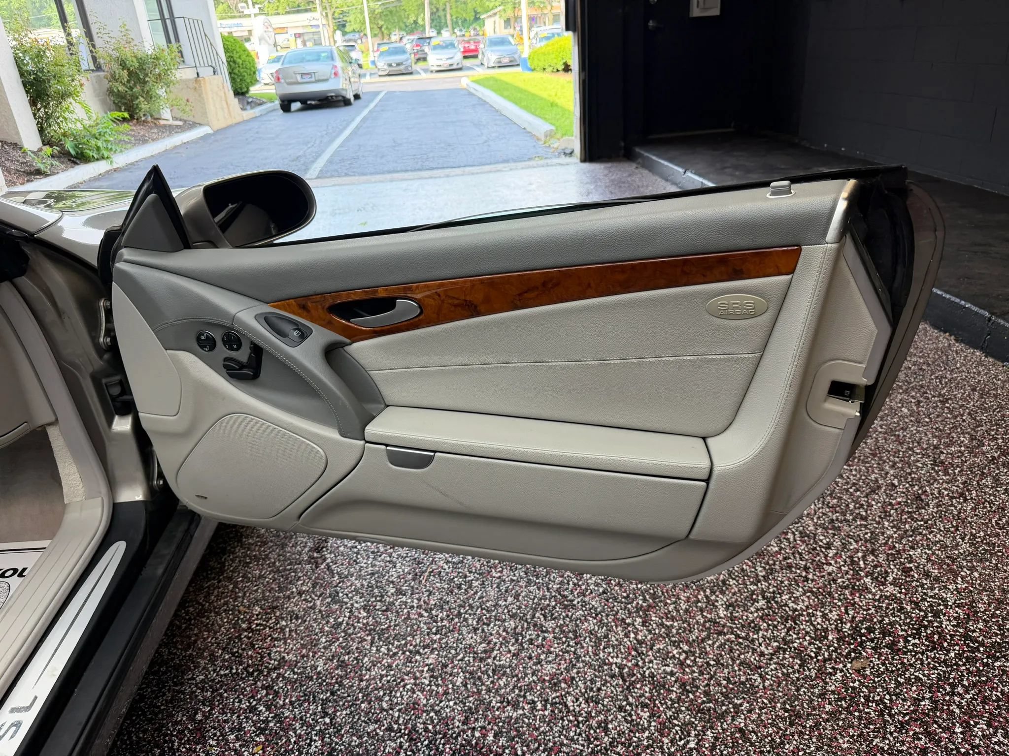 Used 2005 Mercedes-Benz SL 500 image 35