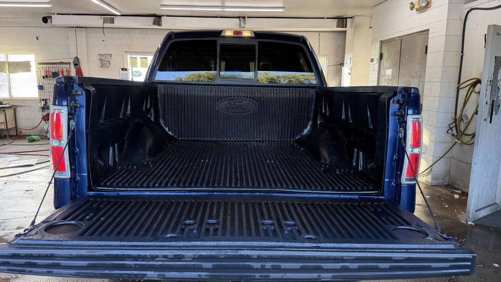 Used 2011 Ford F150 XLT w/ XLT Chrome Pkg image 22