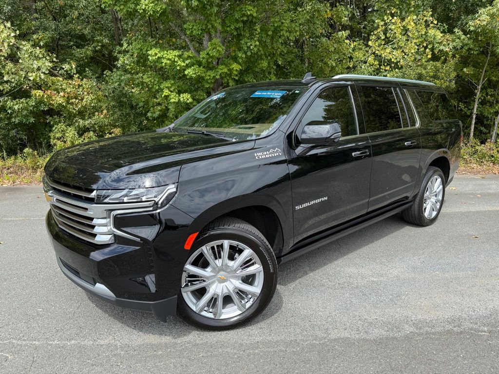 Certified 2024 Chevrolet Suburban High Country w/ Premium Package 2 AWD/4WD image 9