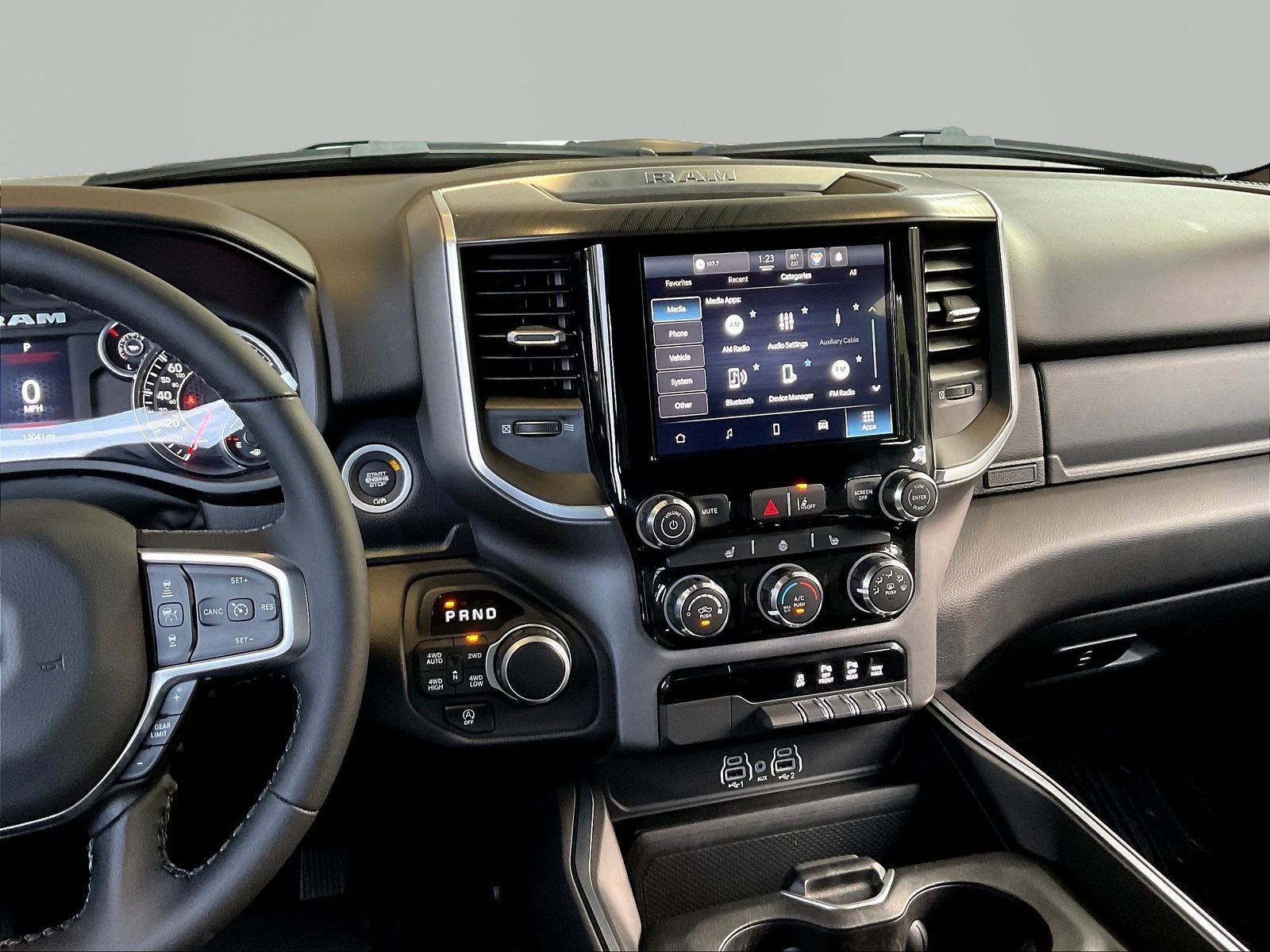 Used 2025 RAM 1500 Big Horn AWD/4WD image 10