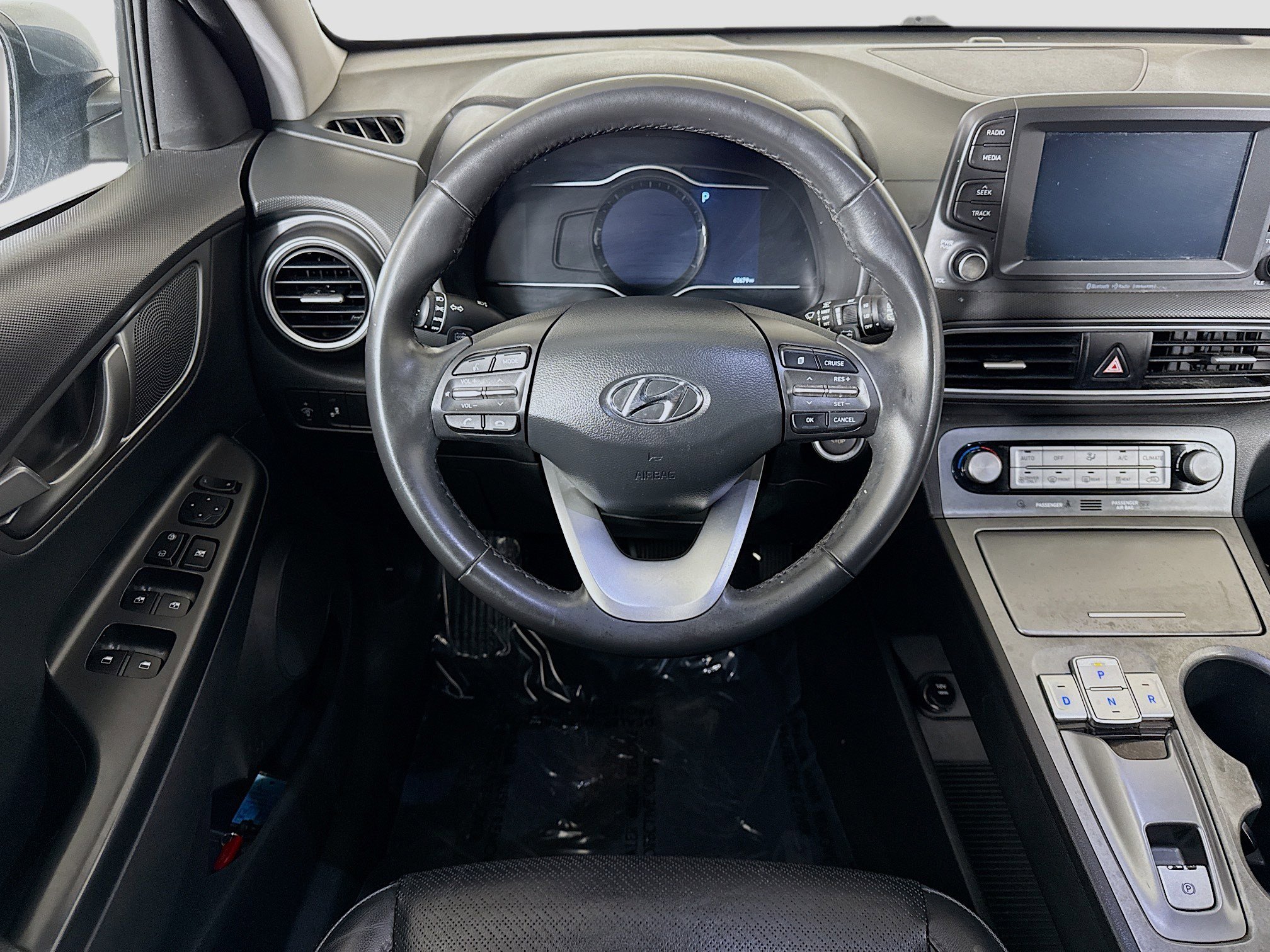 Used 2021 Hyundai Kona Limited image 17