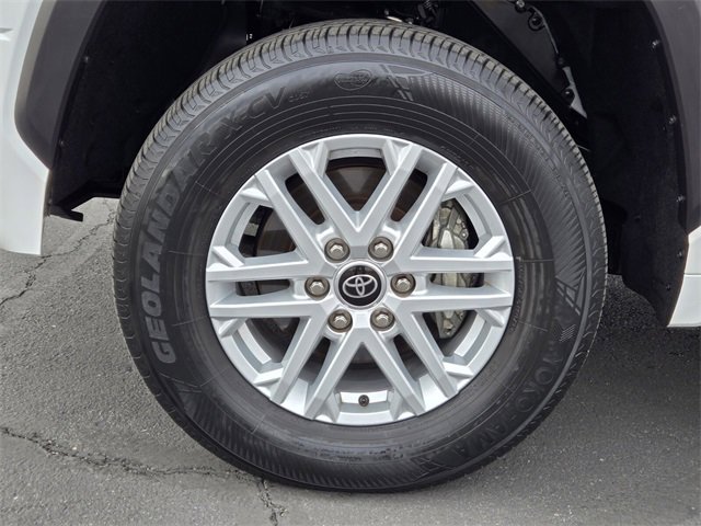 Used 2022 Toyota Tundra SR5 image 9