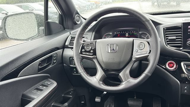 Used 2024 Honda Passport Black Edition image 25