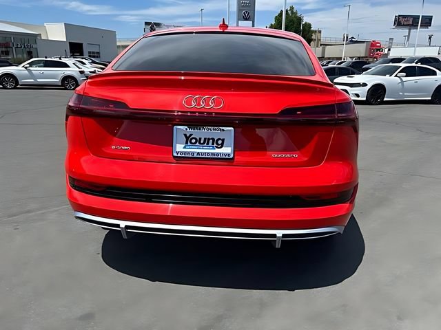 Used 2021 Audi e-tron Prestige w/ Prestige Package AWD/4WD image 4