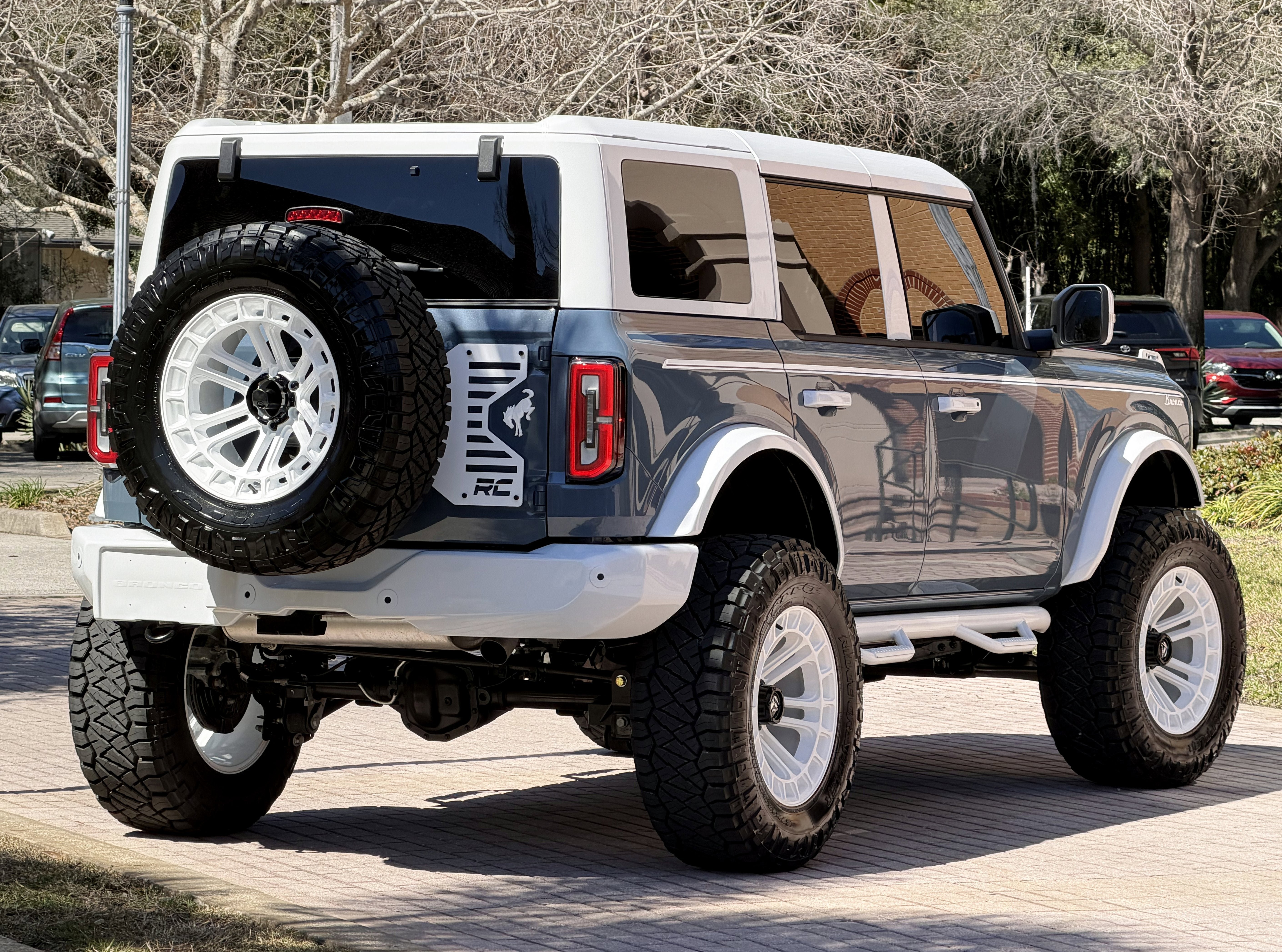 Used 2025 Ford Bronco Outer Banks AWD/4WD image 11
