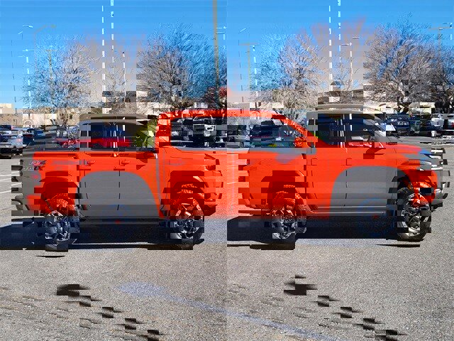 Certified 2025 Nissan Frontier PRO-4X w/ Pro Premium Package image 2