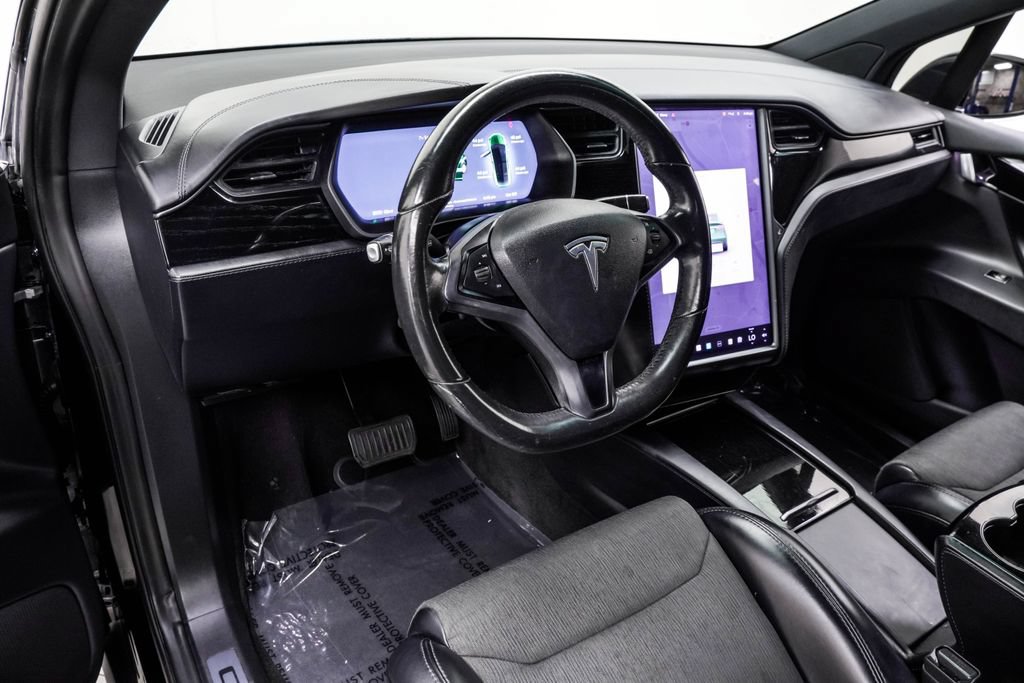 Used 2018 Tesla Model X 75D AWD/4WD image 21