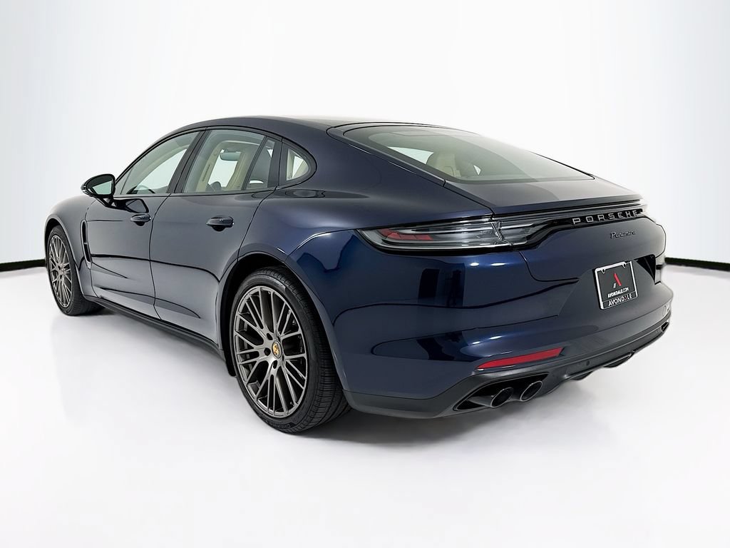 Certified 2023 Porsche Panamera image 3