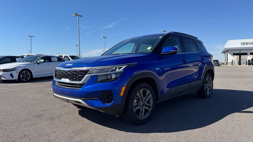Used 2023 Kia Seltos S AWD/4WD image 5