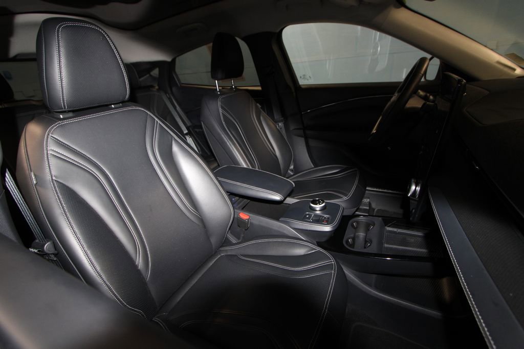 Used 2021 Ford Mustang Mach-E Premium image 24