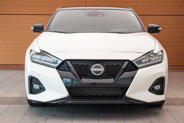 Used 2023 Nissan Maxima SR FWD image 2