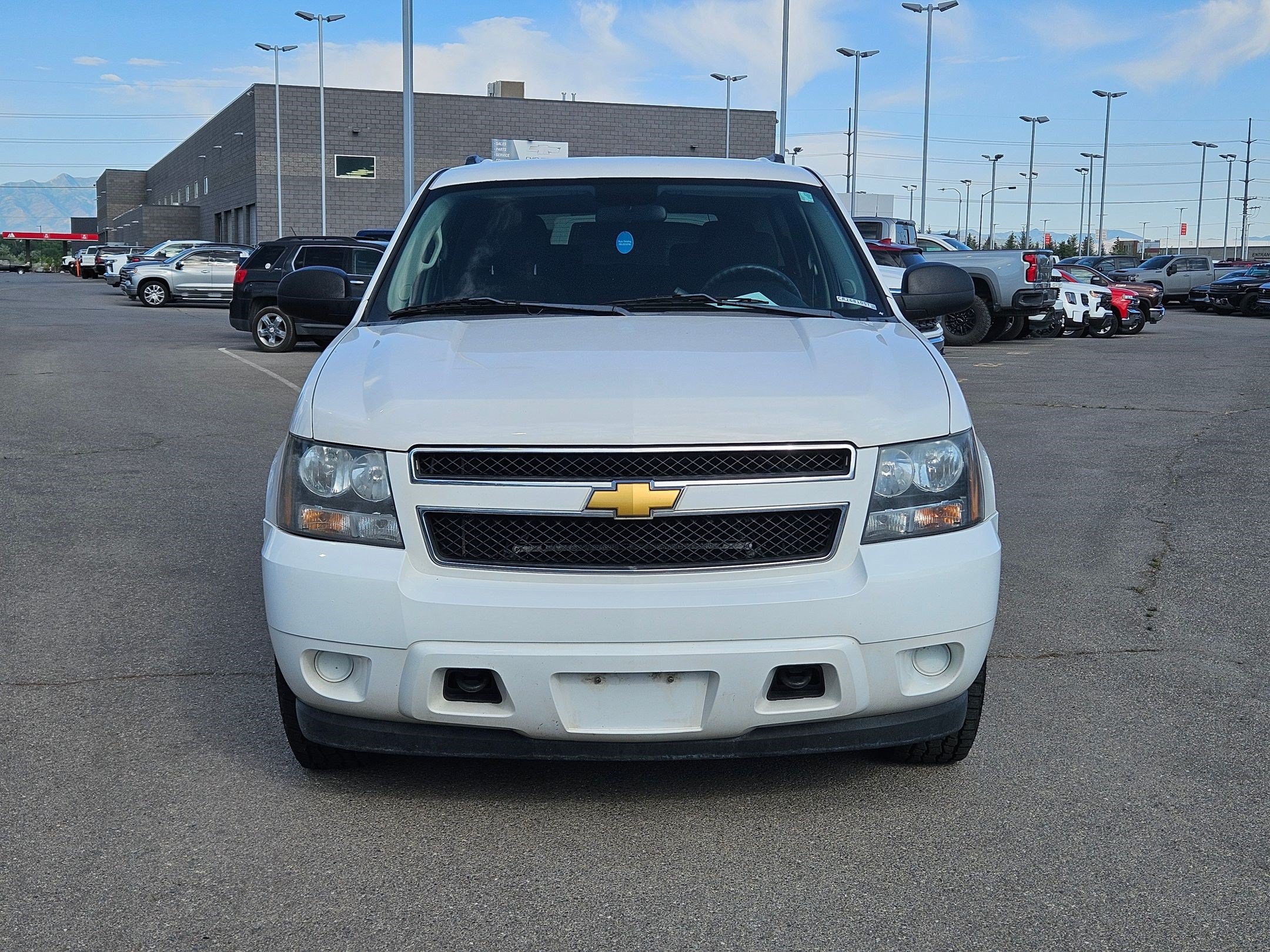 Used 2012 Chevrolet Suburban 4WD image 9
