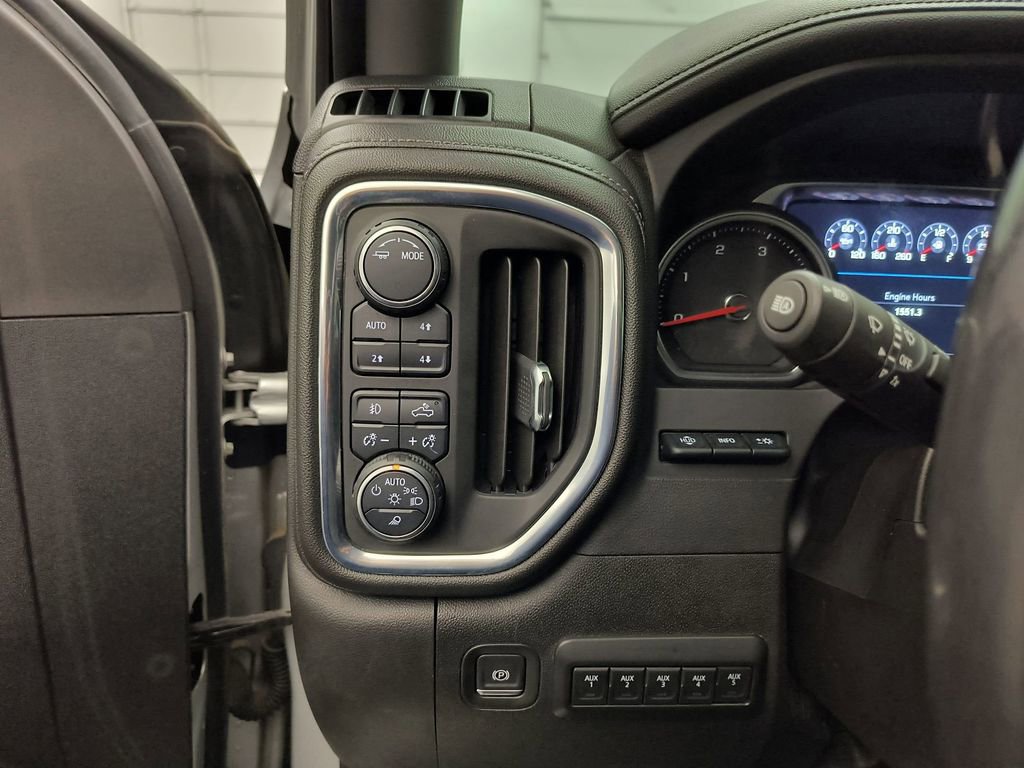 Used 2021 Chevrolet Silverado 3500 LTZ w/ LTZ Premium Package image 26