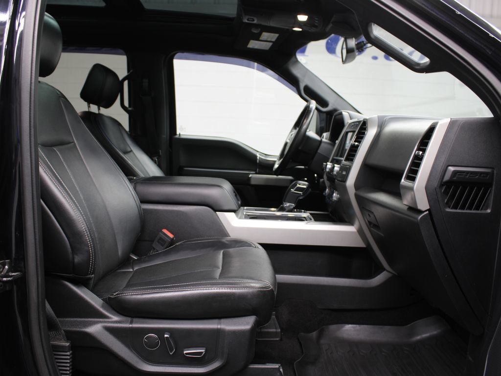 Used 2018 Ford F150 Lariat w/ Equipment Group 502A Luxury AWD/4WD image 30