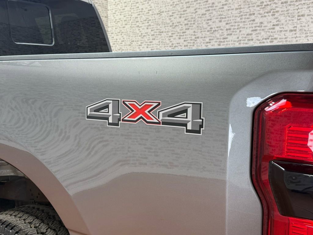 Used 2024 Ford F250 Lariat image 5
