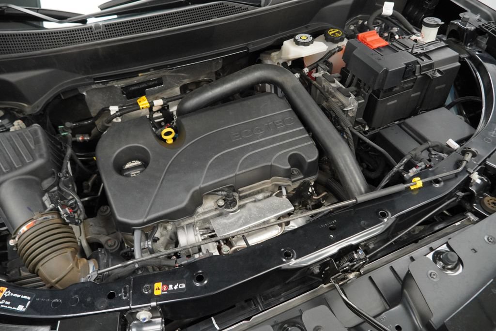 Certified 2025 Chevrolet Equinox RS w/ Safety and Technology Package FWD image 43