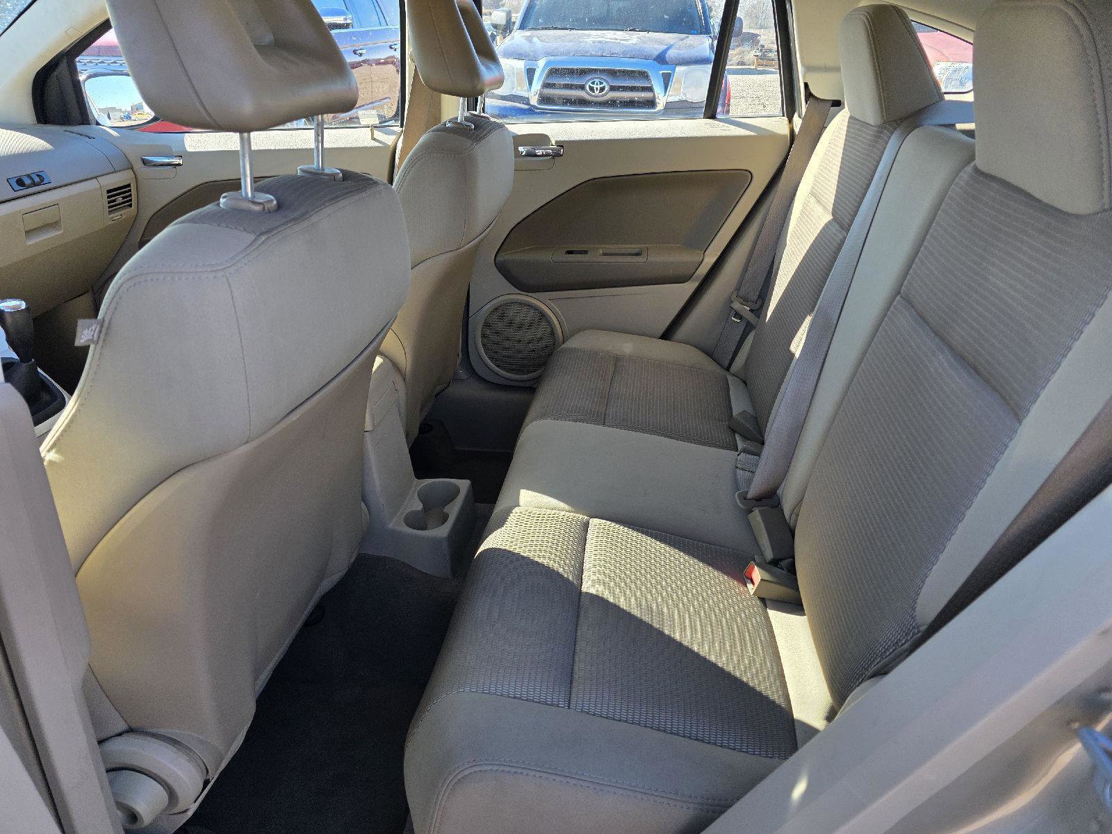 Used 2009 Dodge Caliber SXT w/ Driver Convenience Group image 10