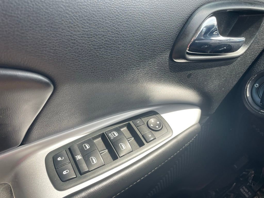 Used 2014 Dodge Journey SE w/ Flexible Seating Group FWD image 26