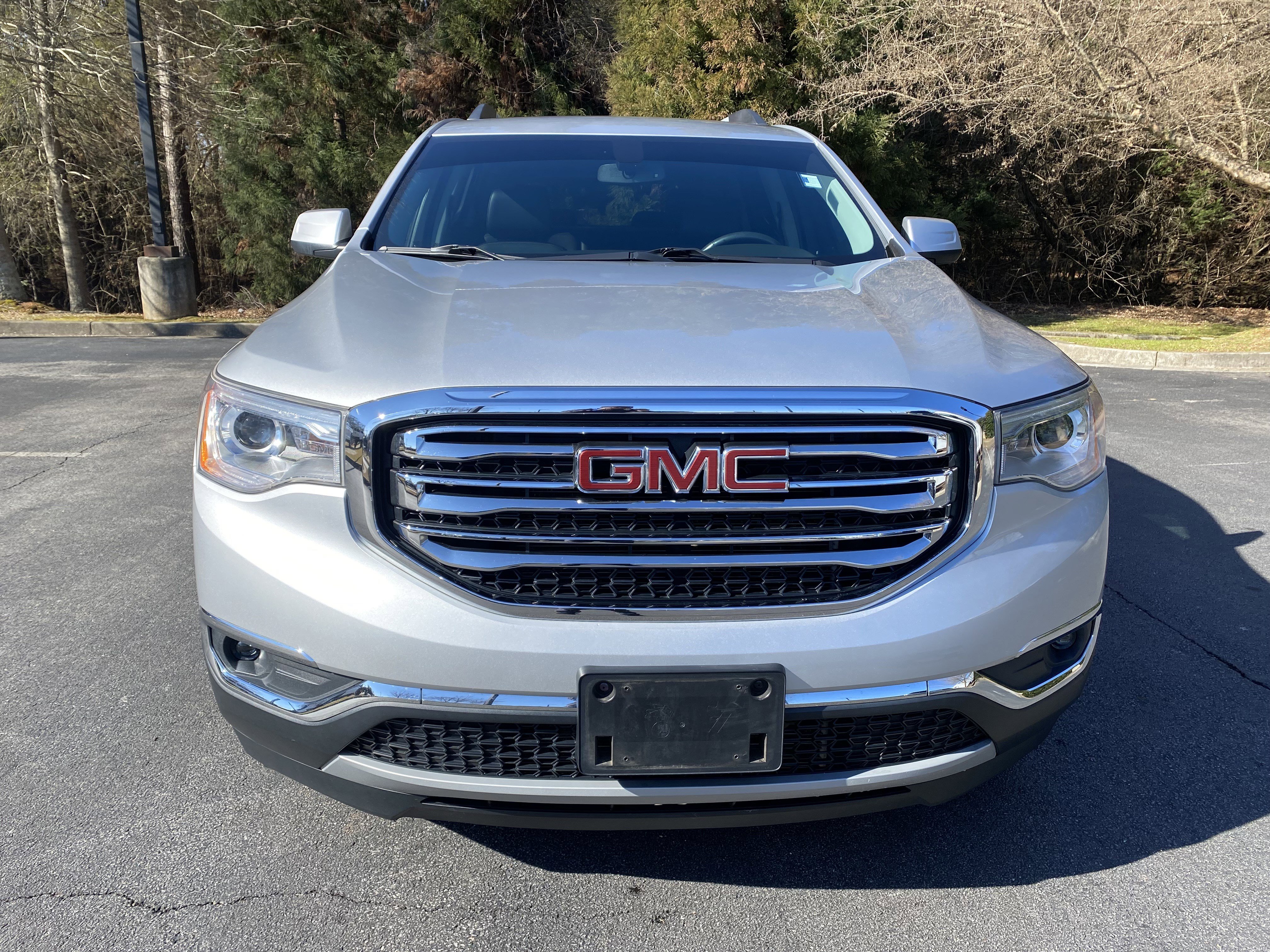 Used 2019 GMC Acadia SLT w/ LPO, Floor Liner Package image 3