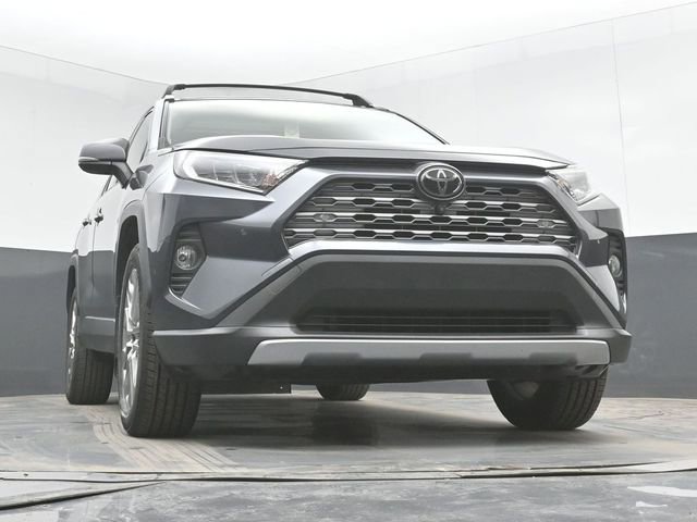 Used 2019 Toyota RAV4 Limited w/ Advanced Technology Package image 45