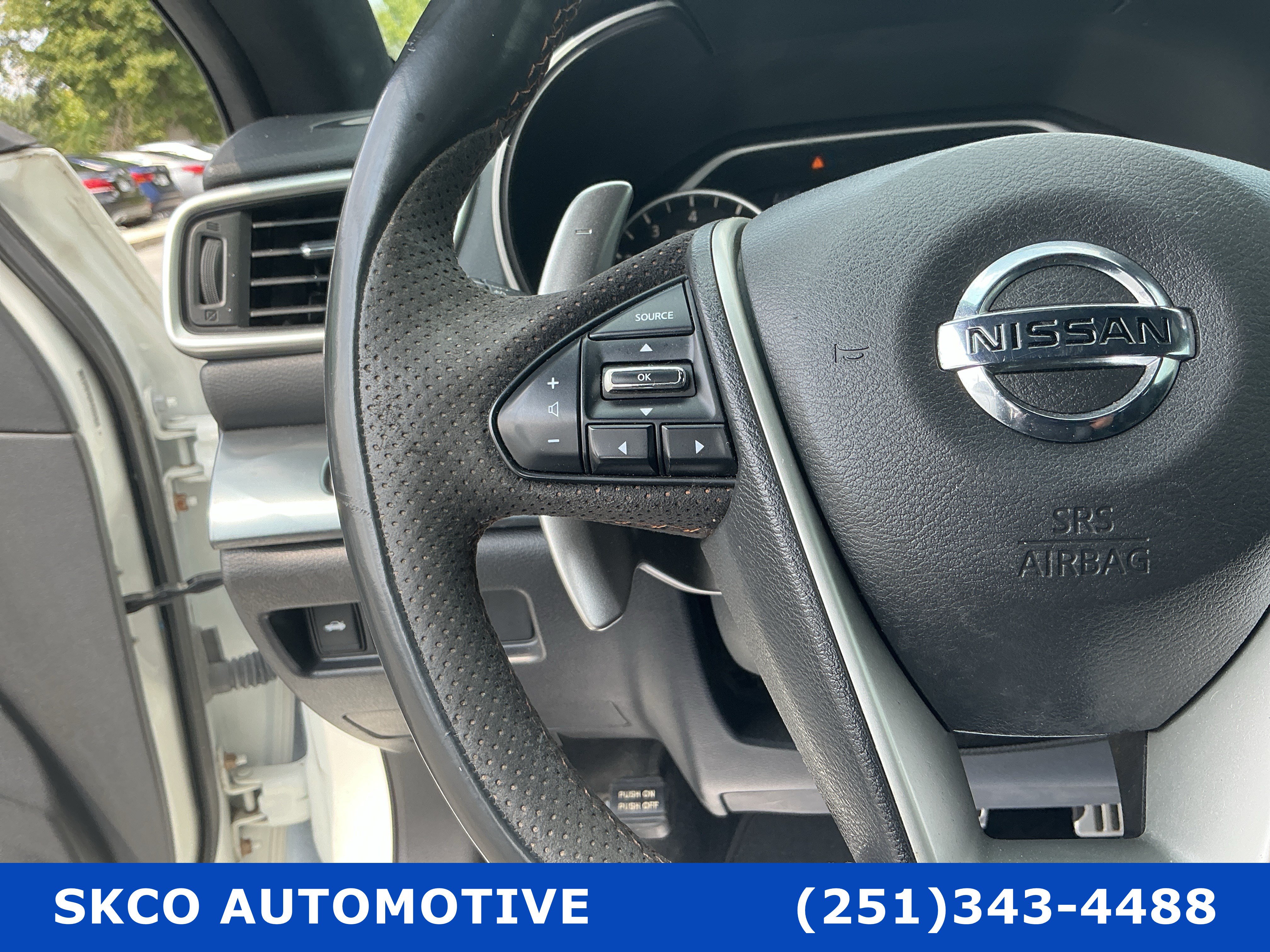 Used 2020 Nissan Maxima SR w/ Sport Mat Group FWD image 19