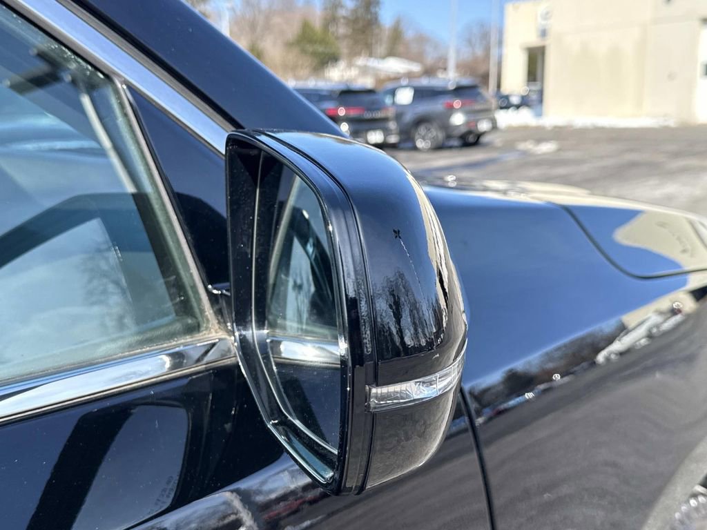 Used 2020 Acura MDX SH-AWD image 28