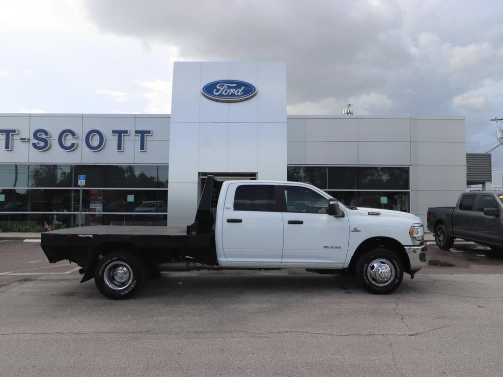 Used 2024 RAM 3500 SLT w/ Quick Order Package 2YG SLT AWD/4WD image 16