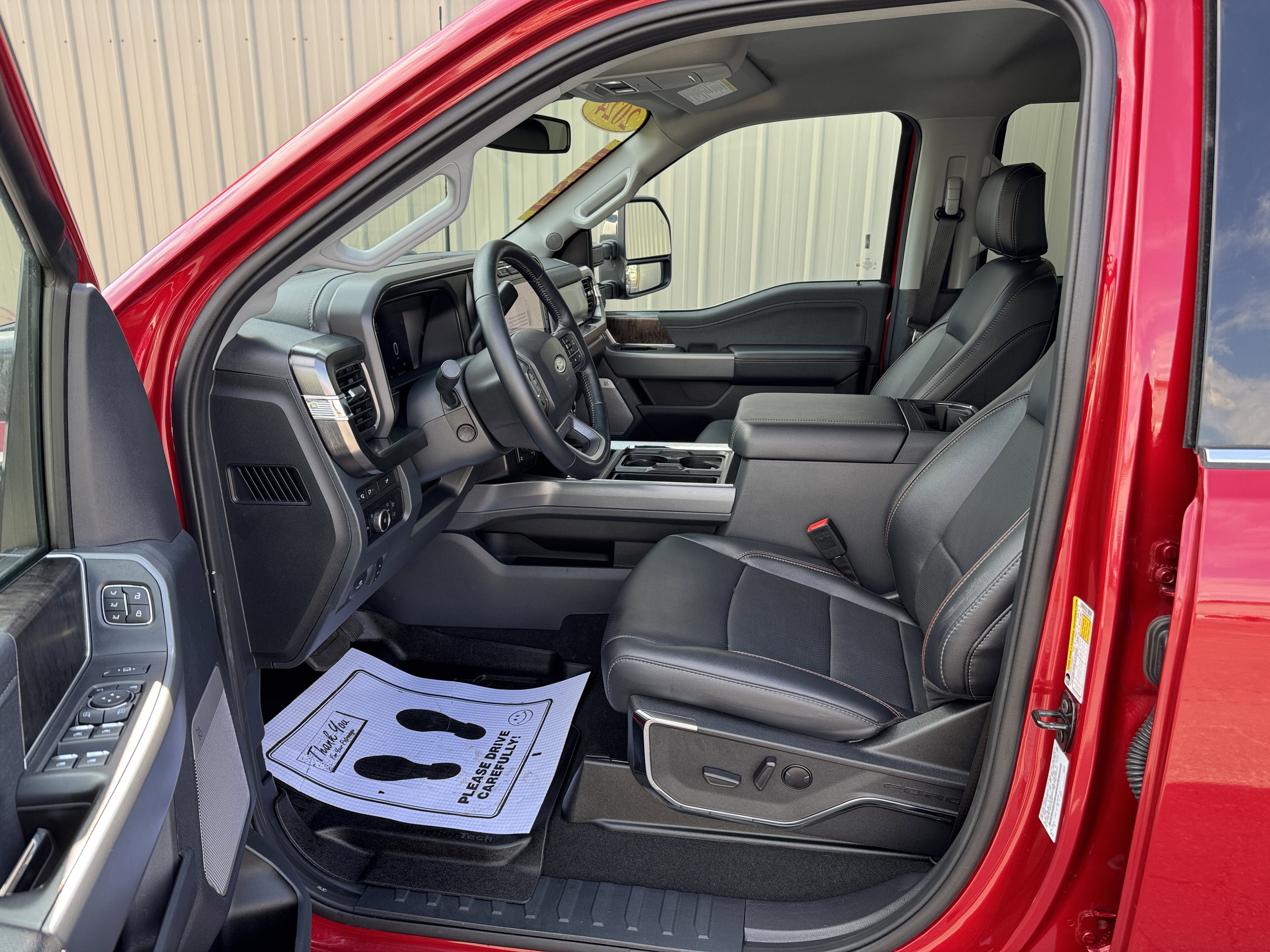 Used 2024 Ford F350 Lariat w/ Chrome Package AWD/4WD image 9