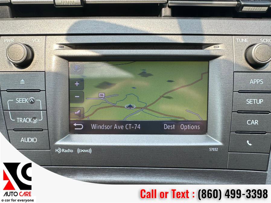 Used 2015 Toyota Prius Three w/ Solar Roof Package image 27