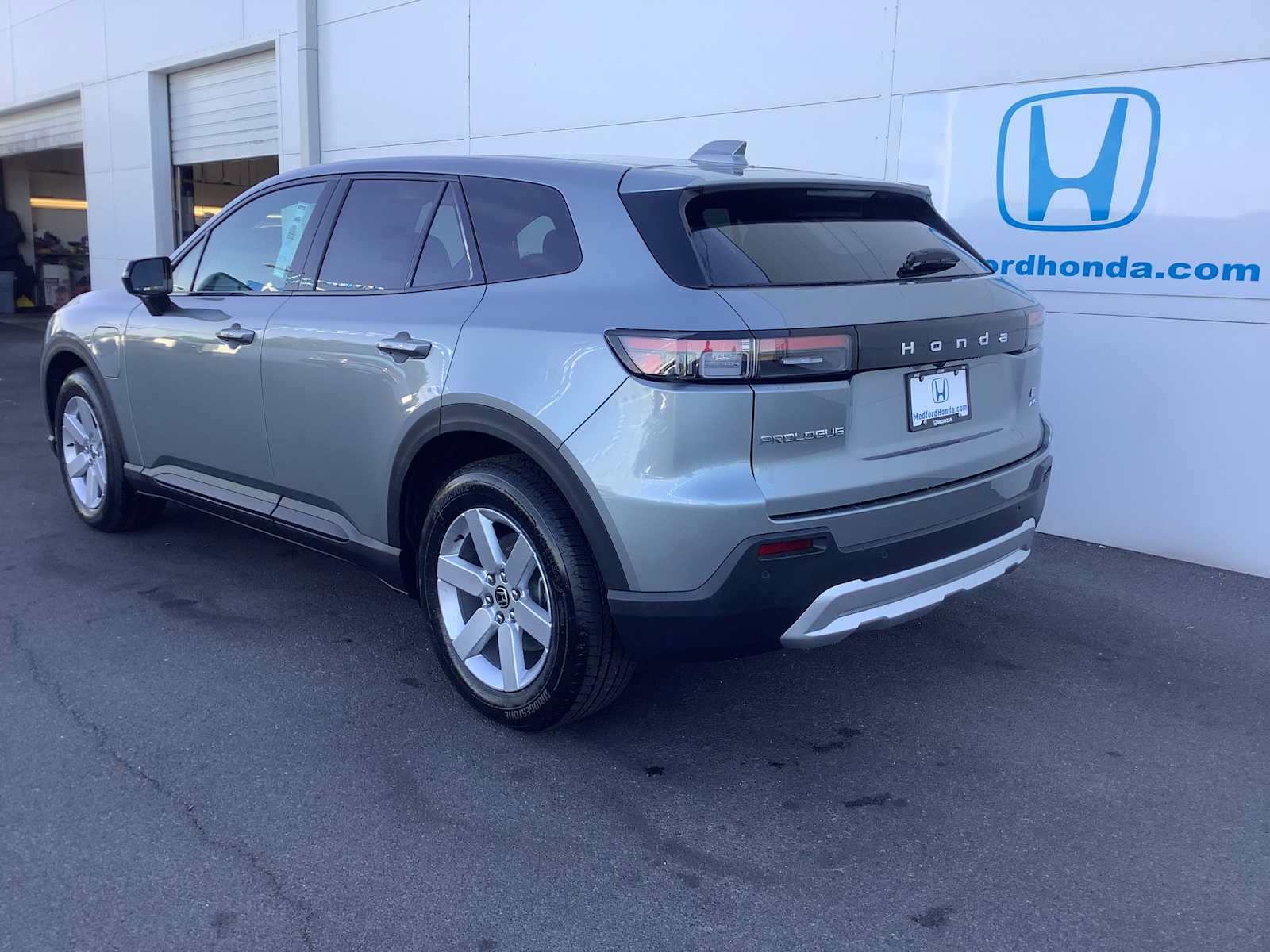 New 2026 Honda Prologue EX image 4